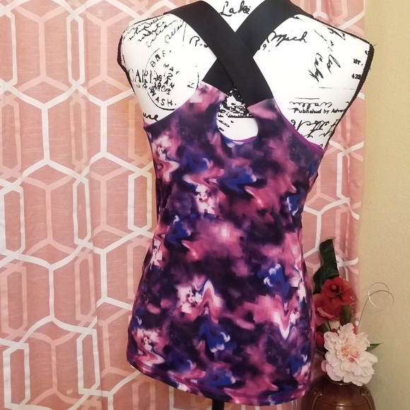 🧧Perfect Champion Razorback Top🎊(COPY) - Picture 2 of 9